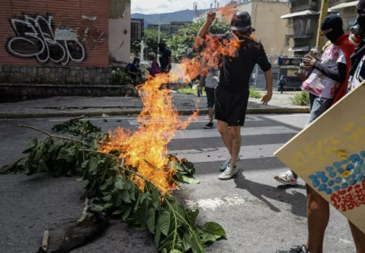 Protestan por los estudiantes detenidos. FOTO/EFE