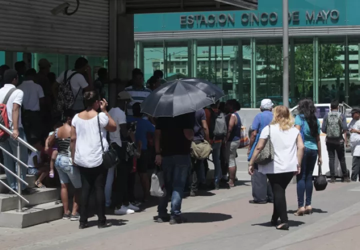 El apagón afectó la actividad regular del Metro de Panamá, por lo que evacuaron a los usuarios. /Foto Archivo
