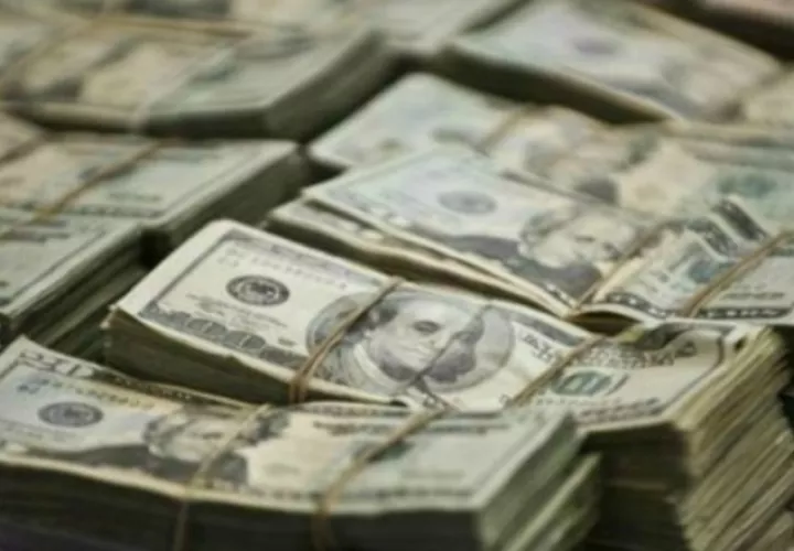 Investigan informe financiero. /Foto EFE