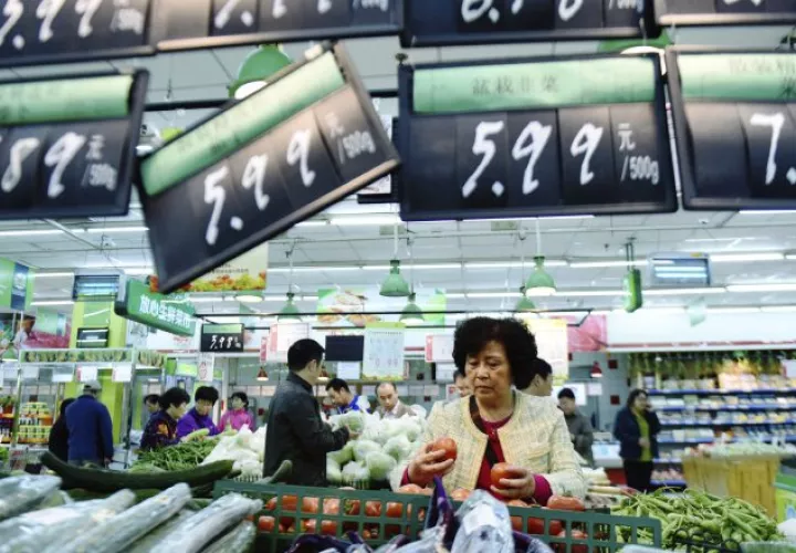 Los precios de los alimentos básicos se mantendrán por debajo de los picos registrados durante la última década. /Foto EFE
