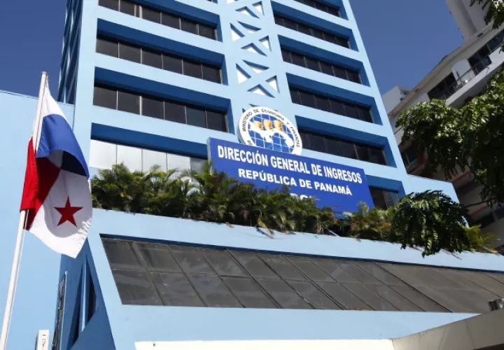 Los impuestos directos cayeron 28 millones 781 mil dólares. /Foto Archivo