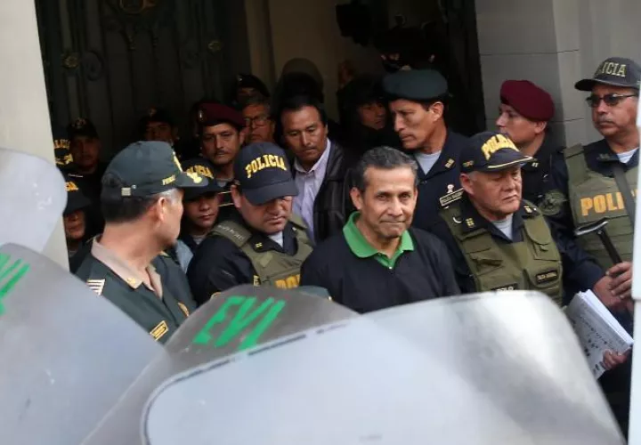 Ollanta Humala (centro) EFE