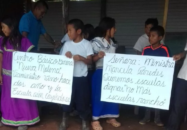 Los manifestantes aseguran que continuarán con las acciones. /Foto Mayra Madrid 
