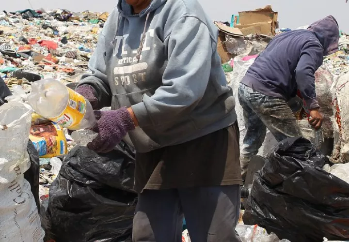 Autoridades consideran inadecuado el manejo de los desechos. EFE
