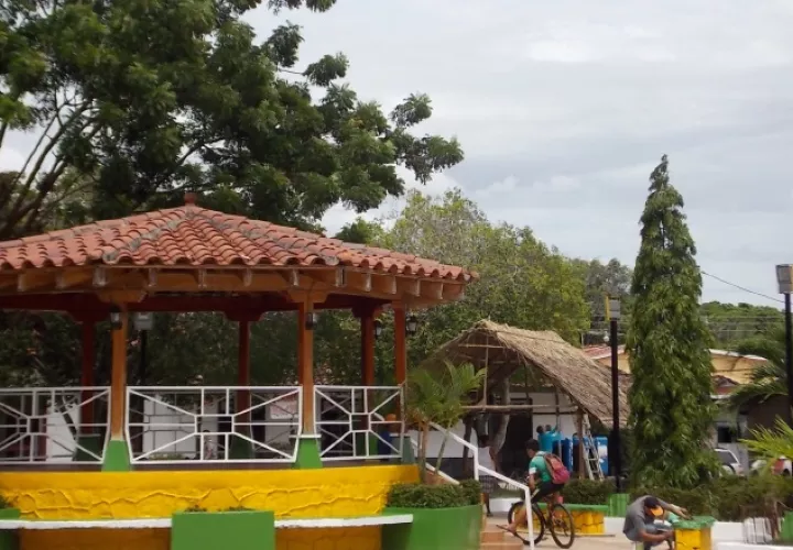 El parque de Guararé es frecuentado por jóvenes y niños. Zenaida Vásquez 