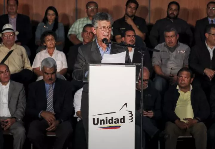 El diputado opositor Henry Ramos Allup, precisó que están dispuesto a dialogar con el chavismo bajo ciertas condiciones. EFE
