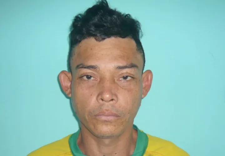 José Luis Estribí Rodríguez, de 34 años de edad. 