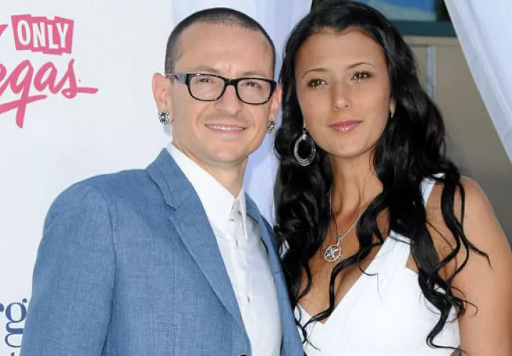 La esposa de Chester siempre estuvo enamorada del dinero del músico