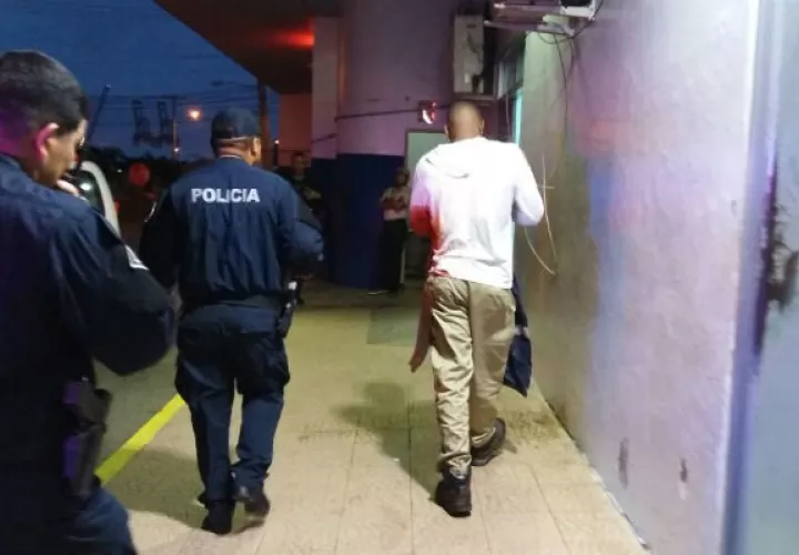 La violencia no se detiene en la provincia de Colón. Ahora fue un hombre que resultó heridos de dos impactos de bala. Foto: Delfia Cortez