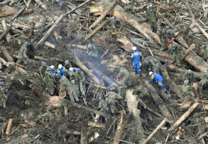 Buscan a varios desaparecidos. FOTO/AP