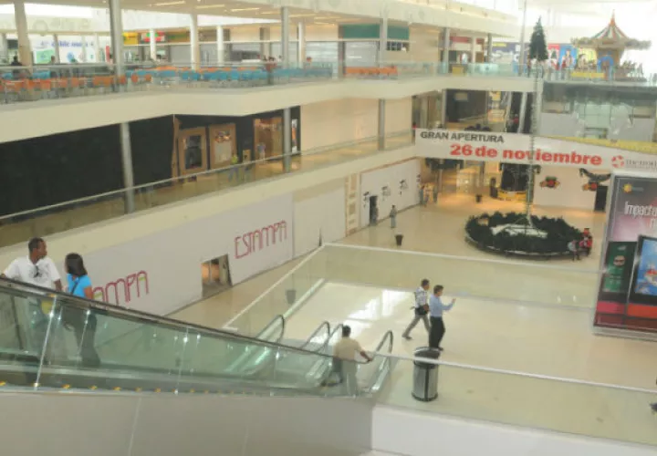 3.1% incremento la desocupación total del mercado comercial 