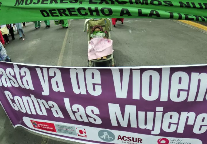 En 2016 fallecieron en circunstancias violentas 466 mujeres y 478 en 2015. FOTO/EFE