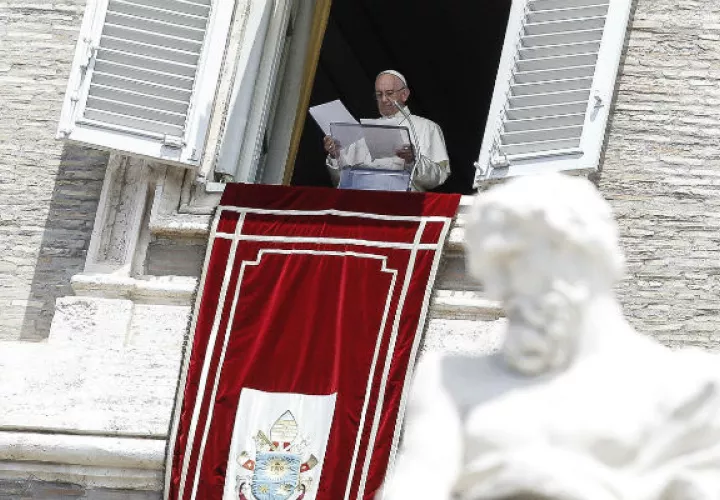 El papa pidió a la virgen de Coromoto que interceda por Venezuela. FOTO/AP