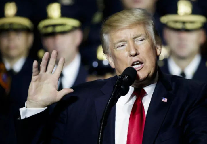 "Si el presidente Donald Trump, se niega a hacer los pagos de la reducción de costes compartidos, todos los expertos coinciden en que los costes subirán. FOTO/AP