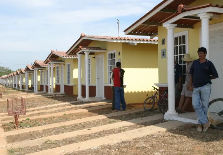 Existen tres tipos de tarifas para la determinación del impuesto de inmueble. /Foto Archivo