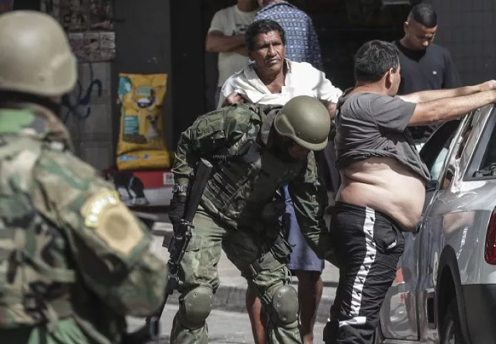 Las autoridades tratan de controlar la escalada de violencia en Río de Janeiro. /Foto EFE