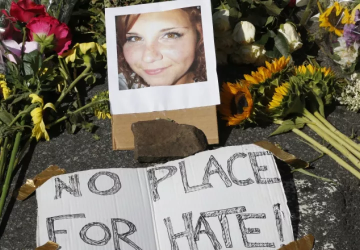 Heather Heyer, de 32 años, fua la joven atropellada por James Alex Fields Jr. /Foto AP