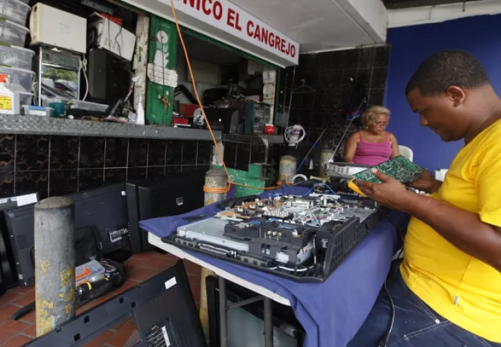El emprendedor ve oportunidades donde otros ven crisis para cubrir otras necesidades, ya que al final el ser humano necesita consumir, destacan los expertos. /Foto Archivo