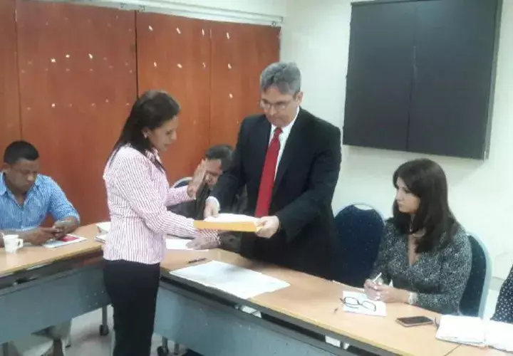 Docentes se reunieron con el defensor del pueblo /Foto Cortesía