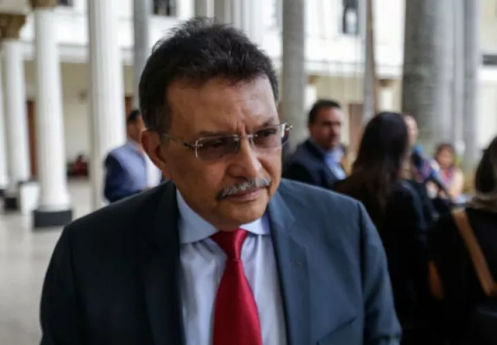 Al esposo de la exfiscal Germán Ferrer, la ANC, le quitó su inmunidad.