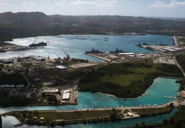 Vista aérea de la base naval de Guam. Foto/ EFE