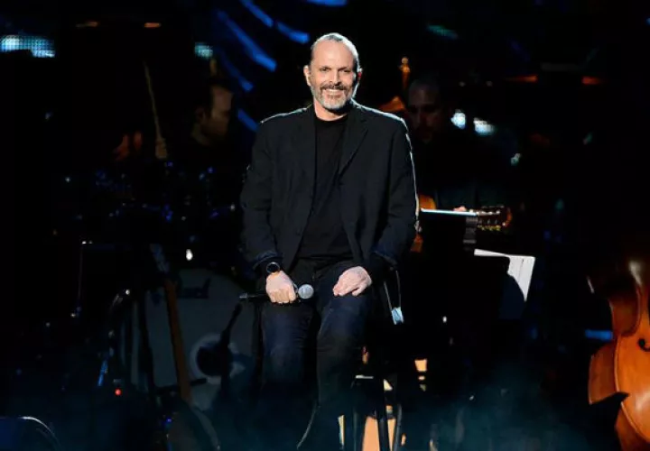 El cantante es parte de la sexta edición de los galardones 'Tu Mundo'