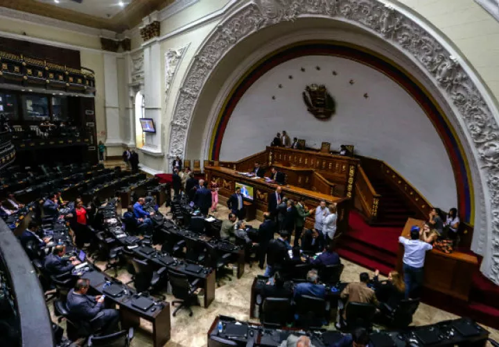 El Parlamento venezolano sesionará este sábado. FOTO/EFE