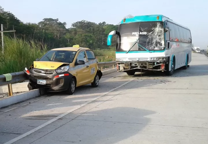 La autopista Arraiján-La Chorrera se ha convertido en una ruta peligrosa en Panamá Oeste. /Foto Eric A. Montenegro