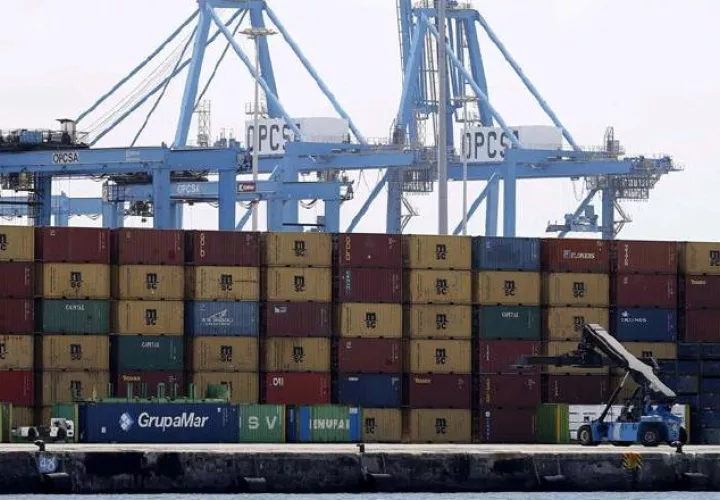 Riesgos sustanciales  persisten y podrían fácilmente socavar cualquier recuperación del comercio /Foto EFE