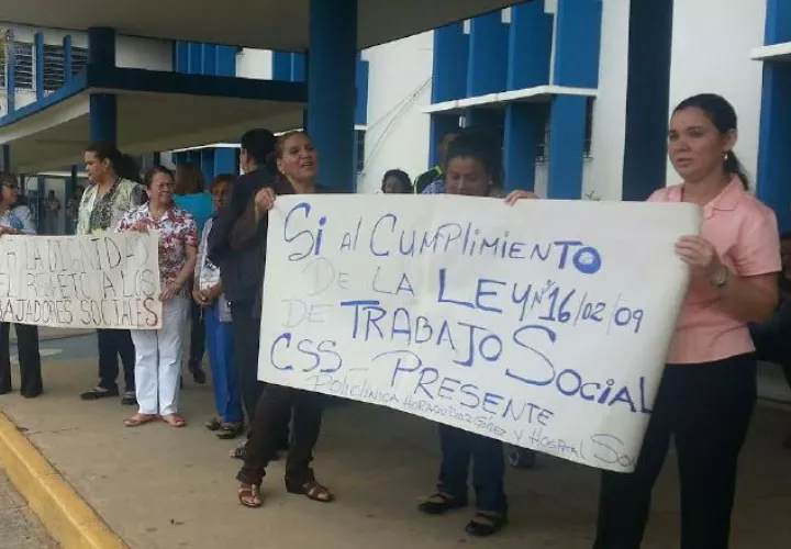 Trabajadores piden incremento parcial del salario mínimo. Foto ilustrativa