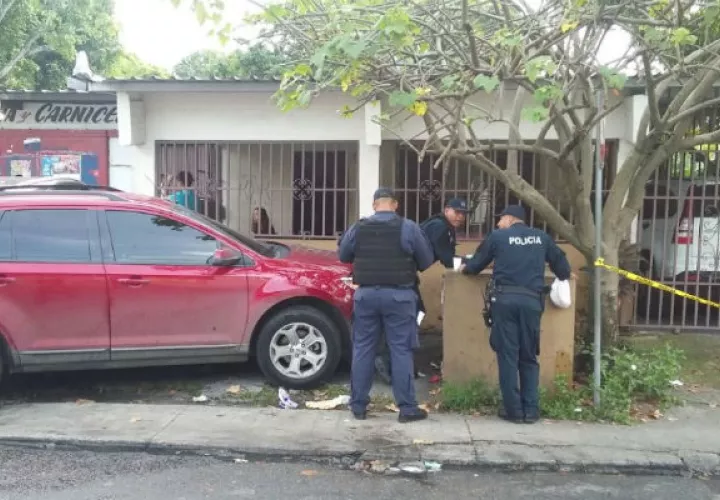 Varios comerciantes han tenido que armarse y defender su vida.