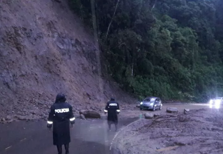 Solicitan a conductores evitar transitar por esta vía. 