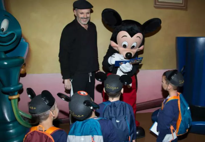 Miguel Bosé no tuvo otro remedio que hacer pública la identidad de sus hijos