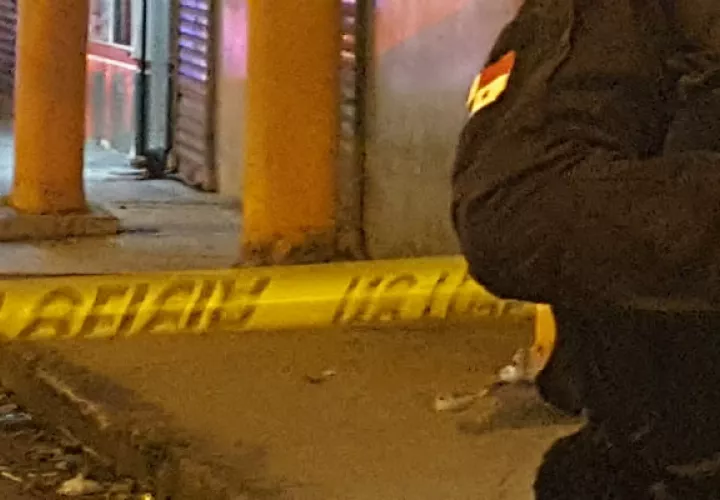 La unidad policial le dio la voz de alto al delincuente antes de disparar. Foto: Delfia Cortez