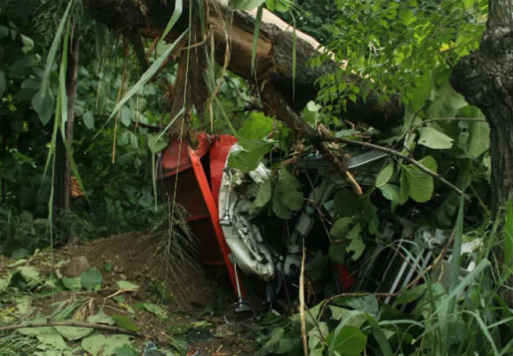 El acccidente pudo darse al trancarse el timón del pesado vehículo. Foto: Thays Domínguez