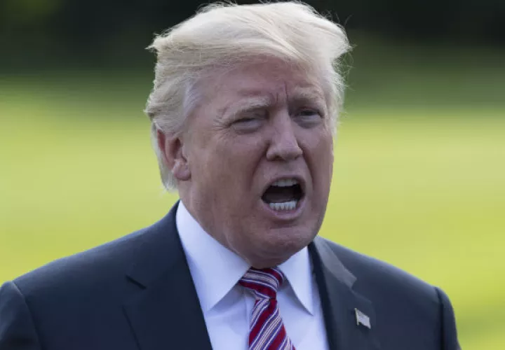 Donald Trump ha destituido a cuatro funcionarios de alto rango en la Casa Blanca por sus excesos. FOTO/AP