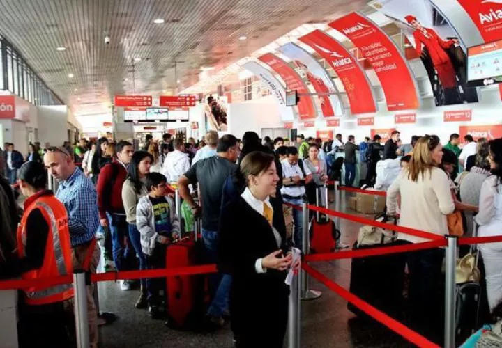El paro ha afectado a 23 mil 698 pasajeros. /Foto Tomada de Internet