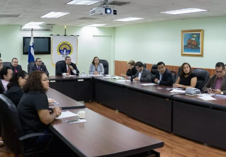 Gremios se reunieron con el Ministerio Público Foto: Ministerio Público