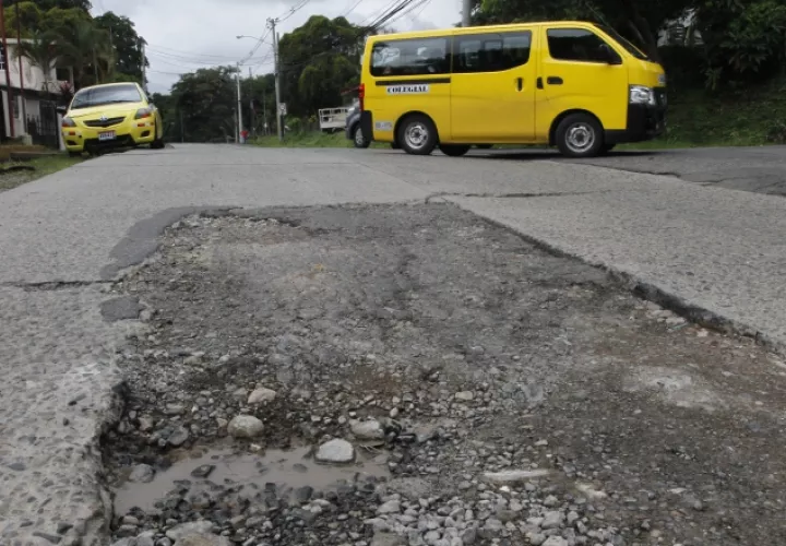 Según el ministro, el mal estado de las calles se debe a diferentes circunstancias. /Foto Archivo