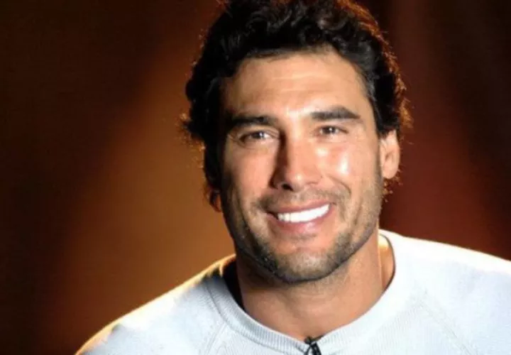 Eduardo Yáñez