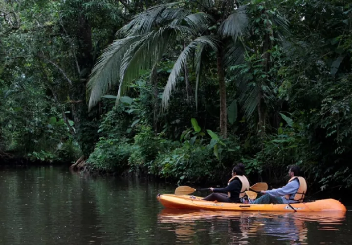El río San Juan celebra este fin de semana su ya tradicional Carnaval acuático. visitanicaragua.com