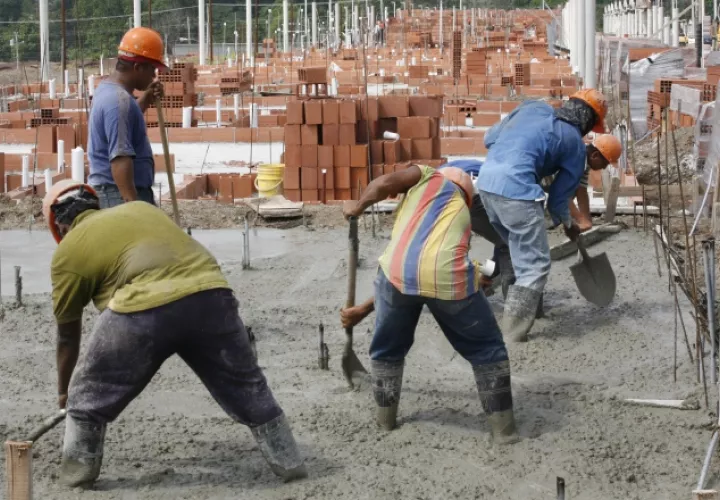 La actividad económica de la construcción es impactada cada vez que se cambian las reglas de juego. /Foto Archivo