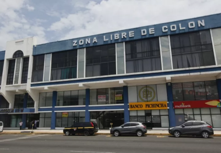 Empresarios buscan mecanismos para transformarse y seguir operativos. /Foto Archivo