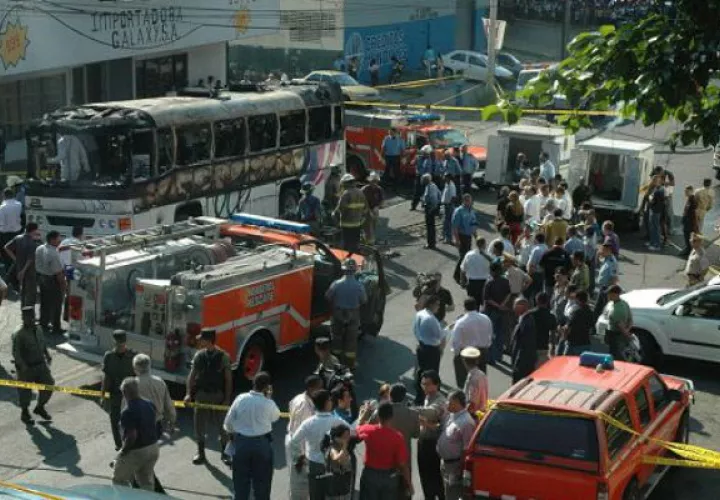  Bus  de la ruta Torrijos Carter Corredor Norte.