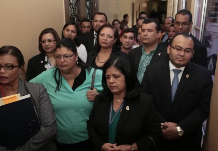 Parte del equipo de fiscales y funcionarios del Ministerio Público que estuvo en la audiencia. 