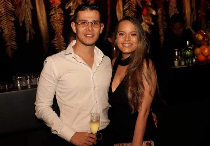 5.  Francisco Urrutia y Paulina Santamaría.