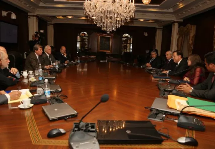 Una misión de la SIP se reunió con el presidente el mes pasado. /Foto Cortesía