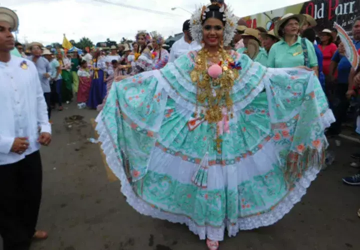 Zaray Córdoba, es una de las aspirantes a la corona. Foto: Zenaida Vásquez. 