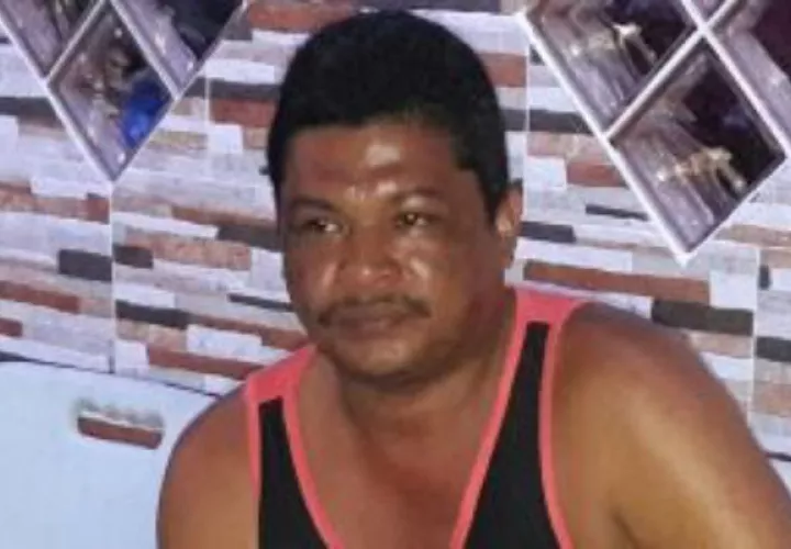 Padre del agente Juan Martínez lleva su mismo nombre. 