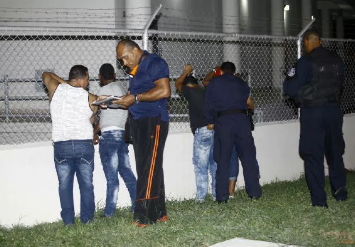 Los supuestos taxistas fueron aprehendidos en Diablo / Crítica.